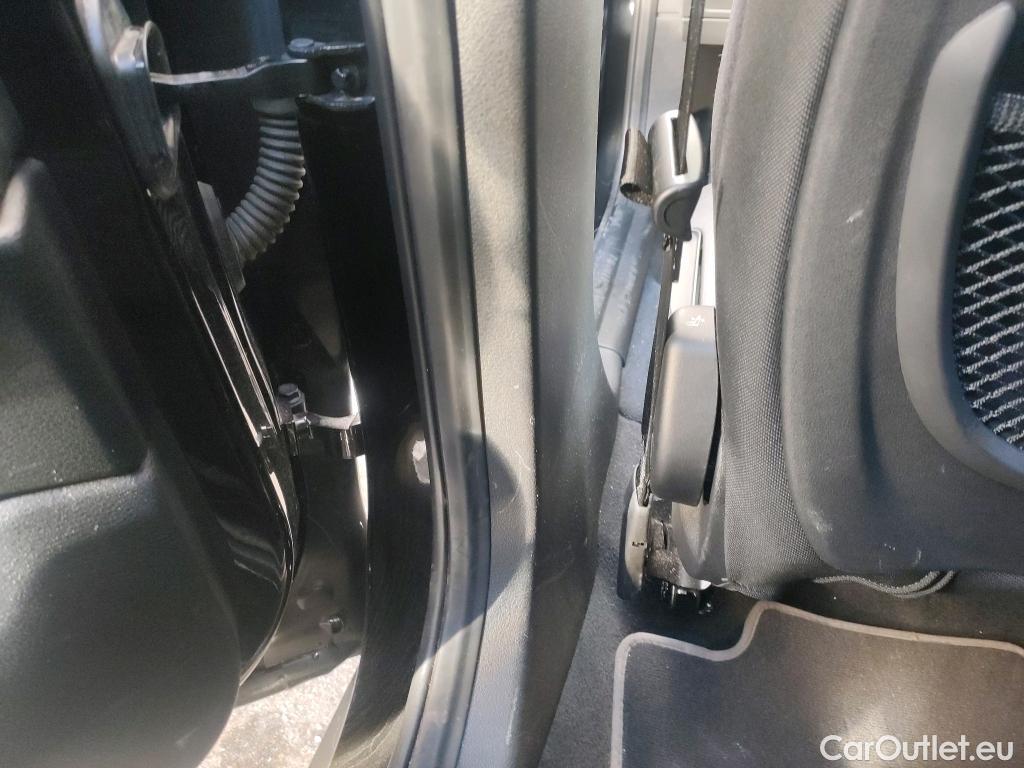  Bmw  X2 BMW  sDrive18i (CX3) #23