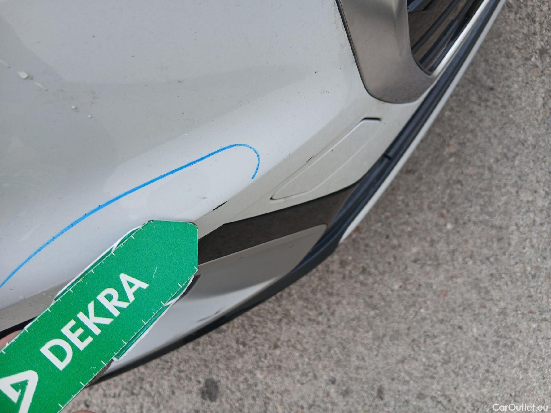  Audi  Q2 AUDI  / 2016 / 5P / todoterreno Design 30 TFSI 85kW (116CV) #7