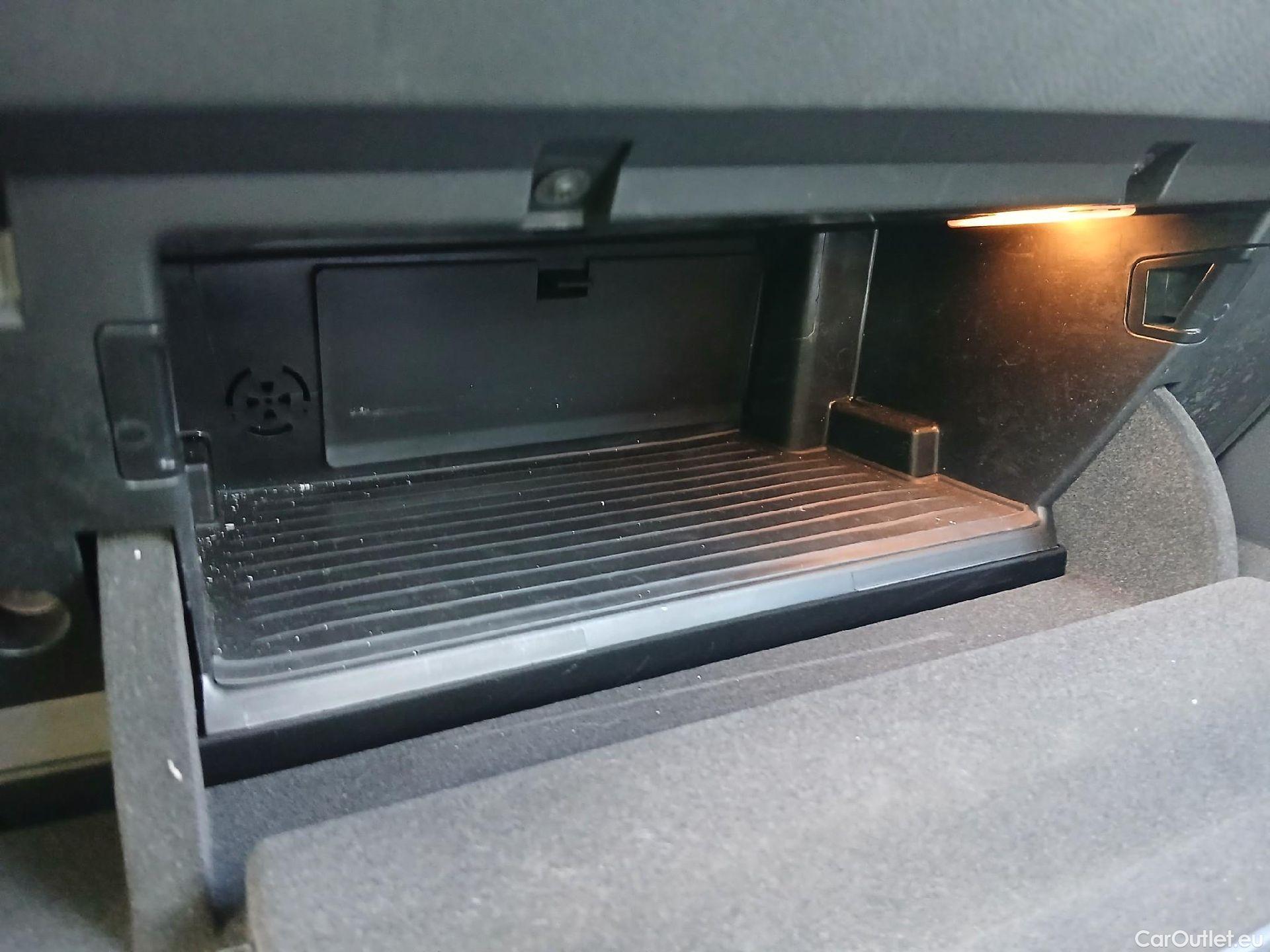  Bmw  X1 BMW  / 2019 / 5P / todoterreno sDrive18dA Business #1