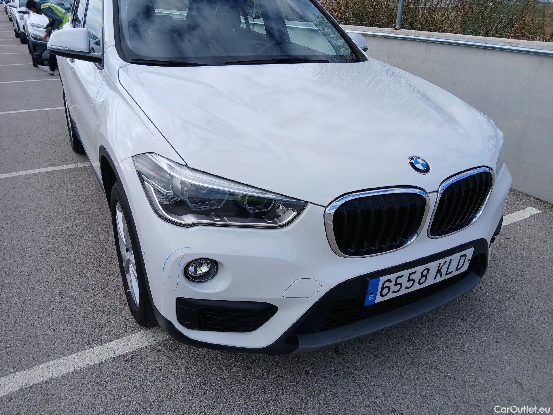  Bmw  X1 BMW  / 2015 / 5P / todoterreno sDrive18d #6