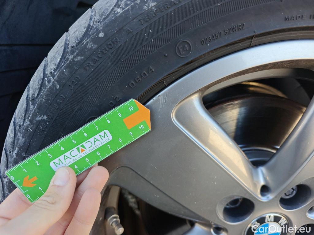  Bmw  Serie 1 BMW  / 2019 / 5P / berlina con portón 116d #48