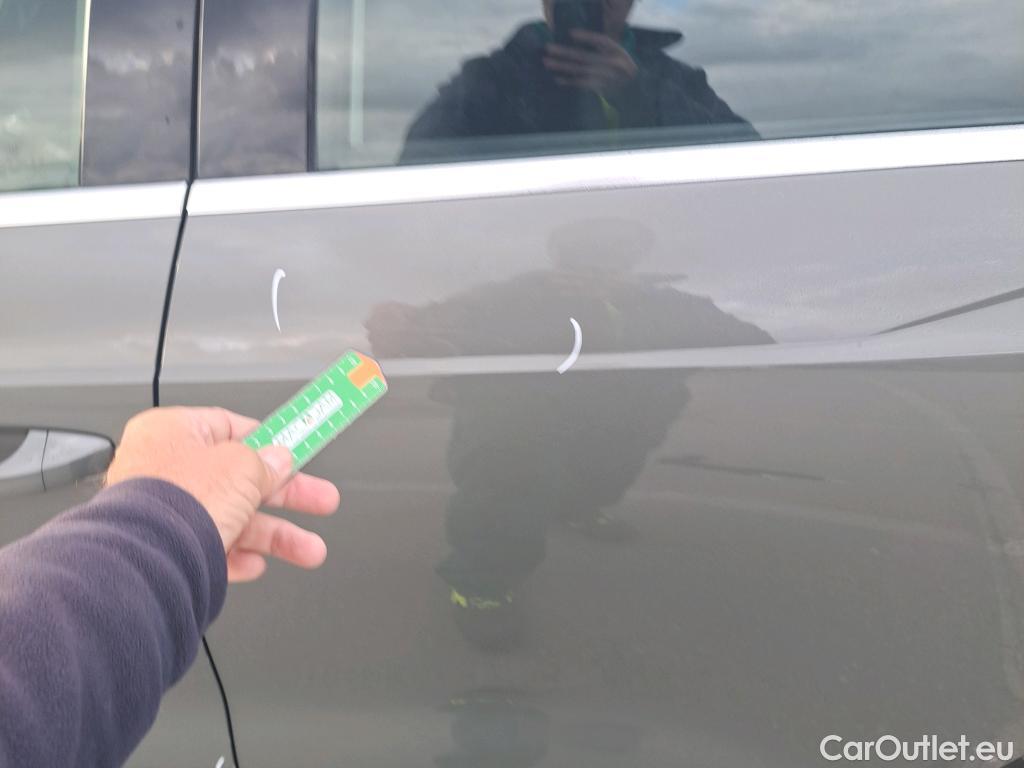  Audi  Q3 AUDI  / 2018 / 5P / todoterreno Advanced 35 TDI 110kW (150CV) S tronic (AC5) #9