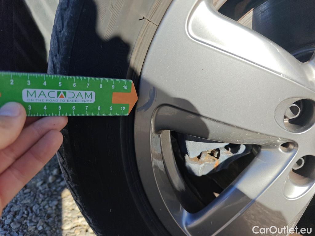  Bmw  Serie 1 BMW  / 2019 / 5P / berlina con portón 116d #39