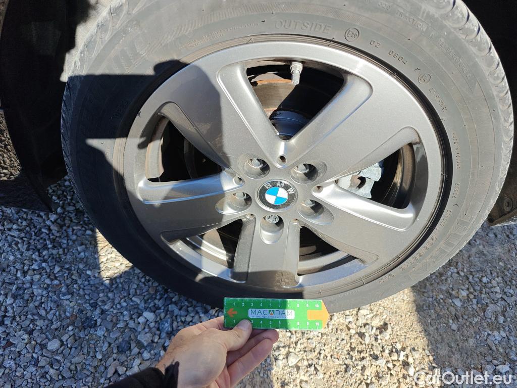  Bmw  Serie 1 BMW  / 2019 / 5P / berlina con portón 116d #16