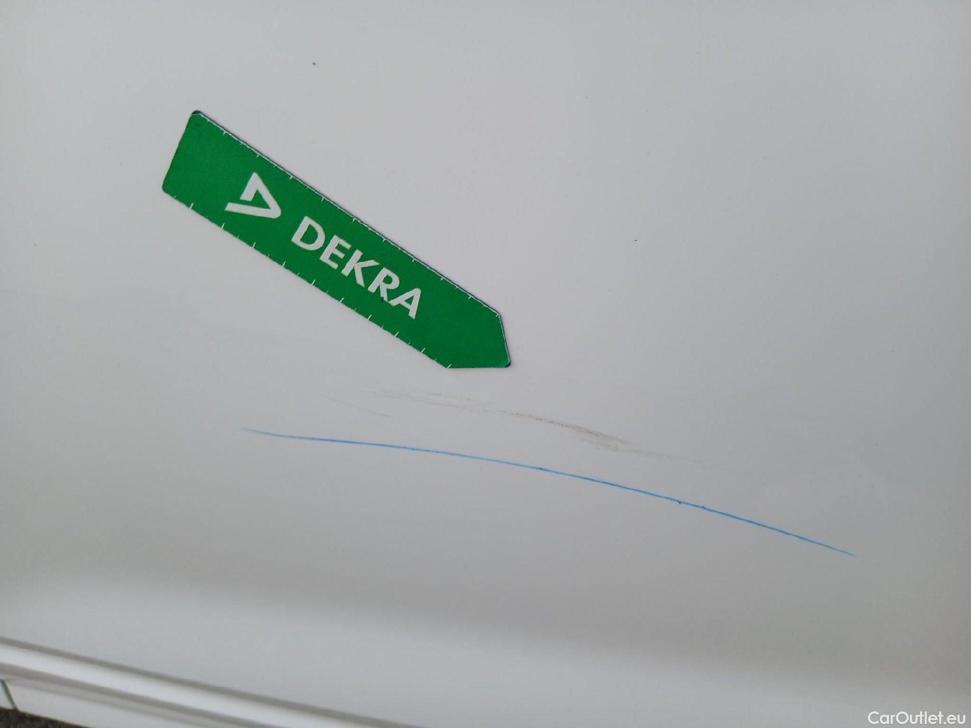  Audi  Q2 AUDI  / 2016 / 5P / todoterreno Sport 30 TFSI 85kW (116CV) CX #9