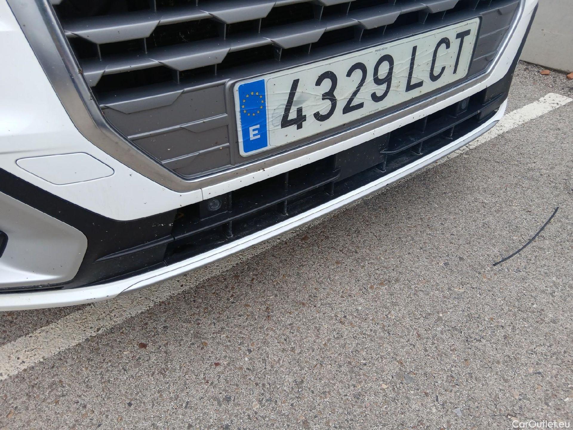  Audi  Q2 AUDI  / 2016 / 5P / todoterreno Sport 30 TFSI 85kW (116CV) CX #4