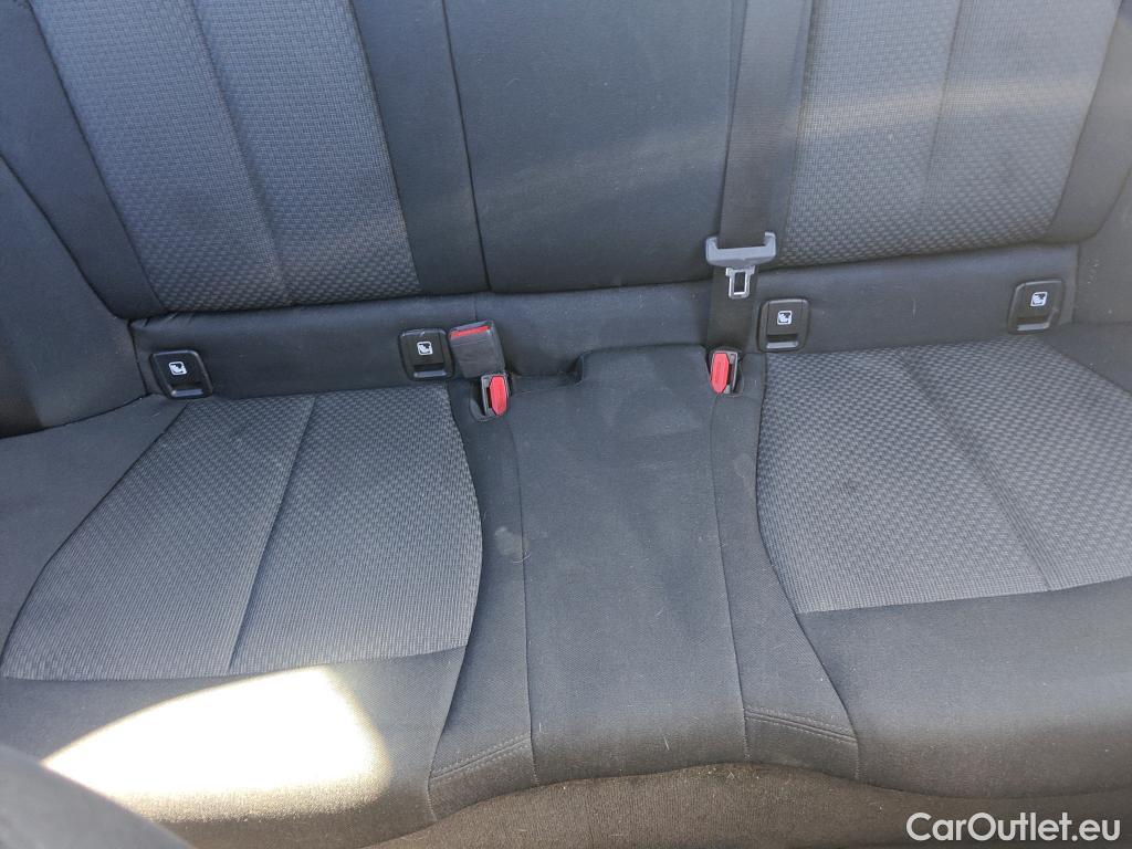  Bmw  Serie 1 BMW  / 2019 / 5P / berlina con portón 116d #15