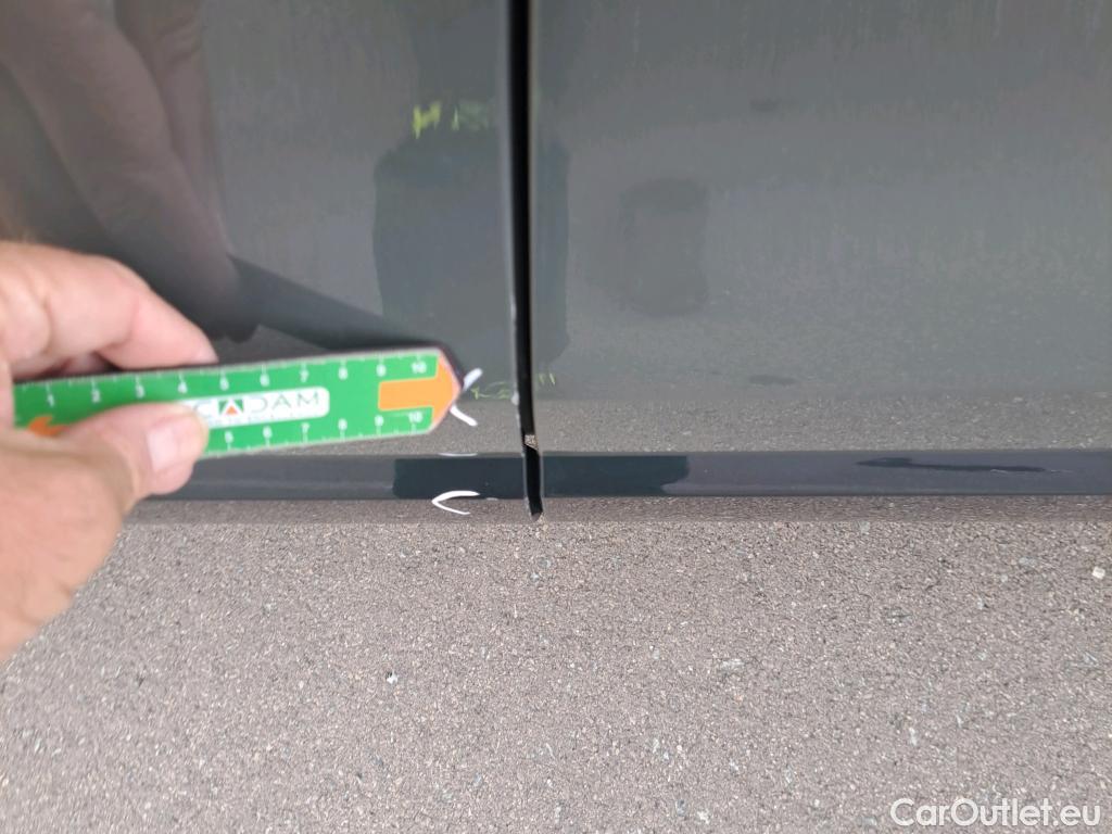  Audi  Q3 AUDI  / 2018 / 5P / todoterreno Advanced 35 TDI 110kW (150CV) S tronic (AC5) #18