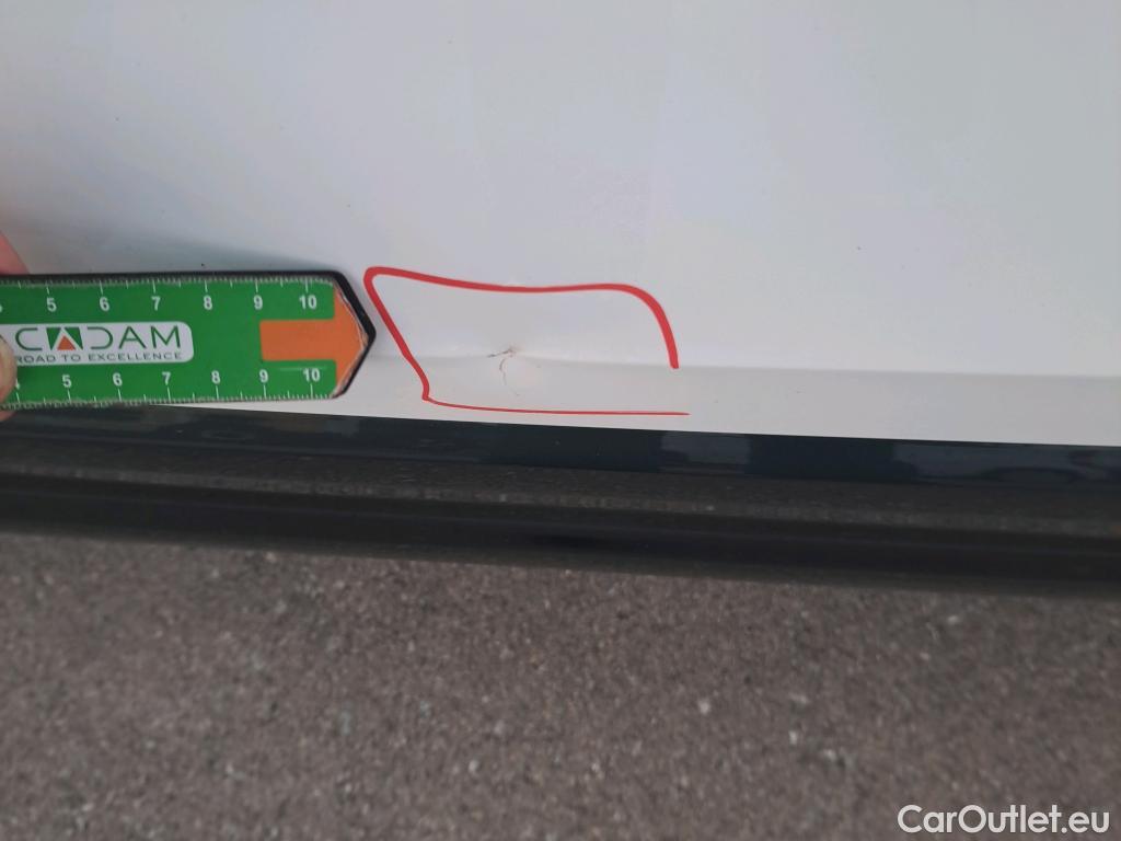  Audi  Q2 AUDI  / 2020 / 5P / todoterreno Advanced 35 TFSI 110kW (150CV) S tronic (AC) #4