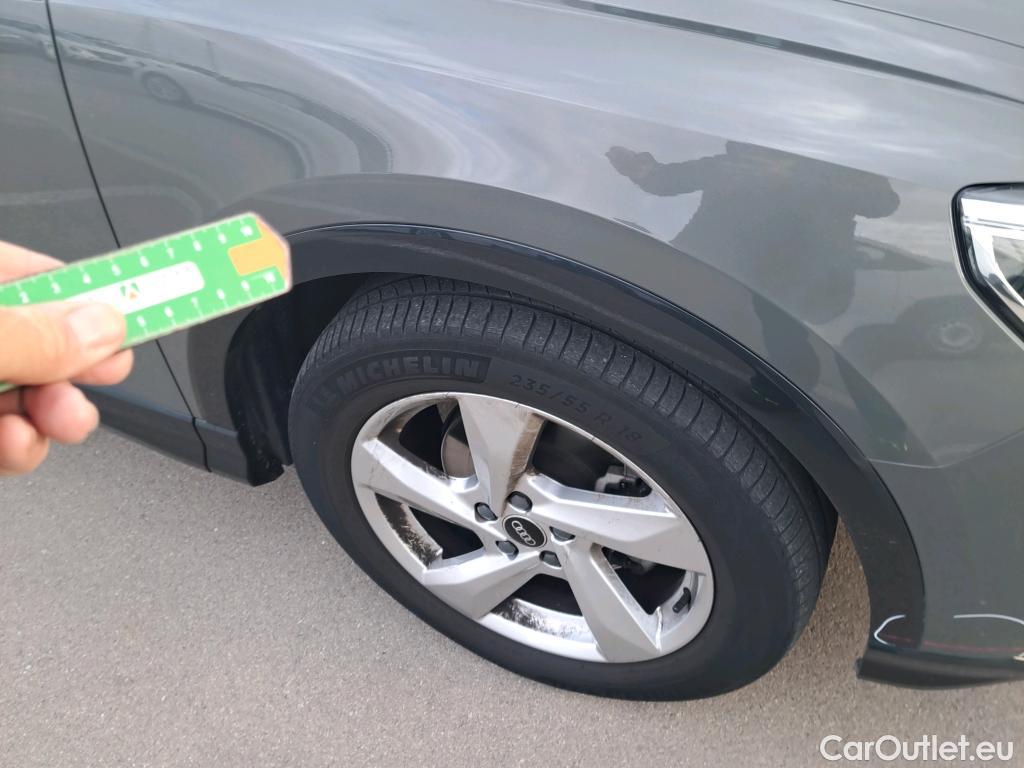  Audi  Q3 AUDI  / 2018 / 5P / todoterreno Advanced 35 TDI 110kW (150CV) S tronic (AC5) #13