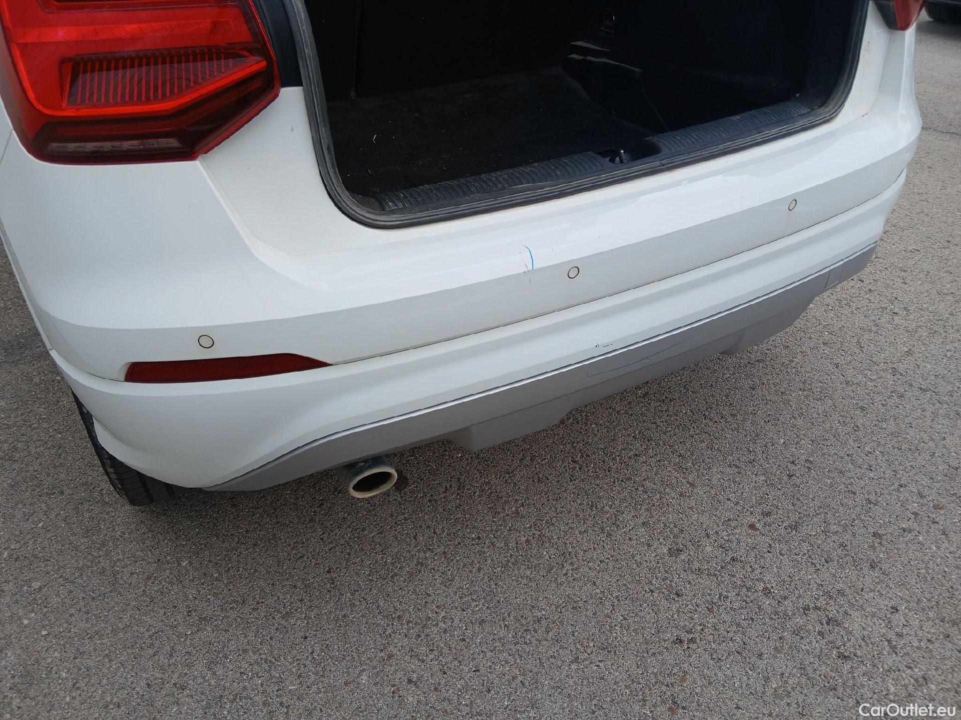  Audi  Q2 AUDI  / 2016 / 5P / todoterreno Sport 30 TFSI 85kW (116CV) CX #24