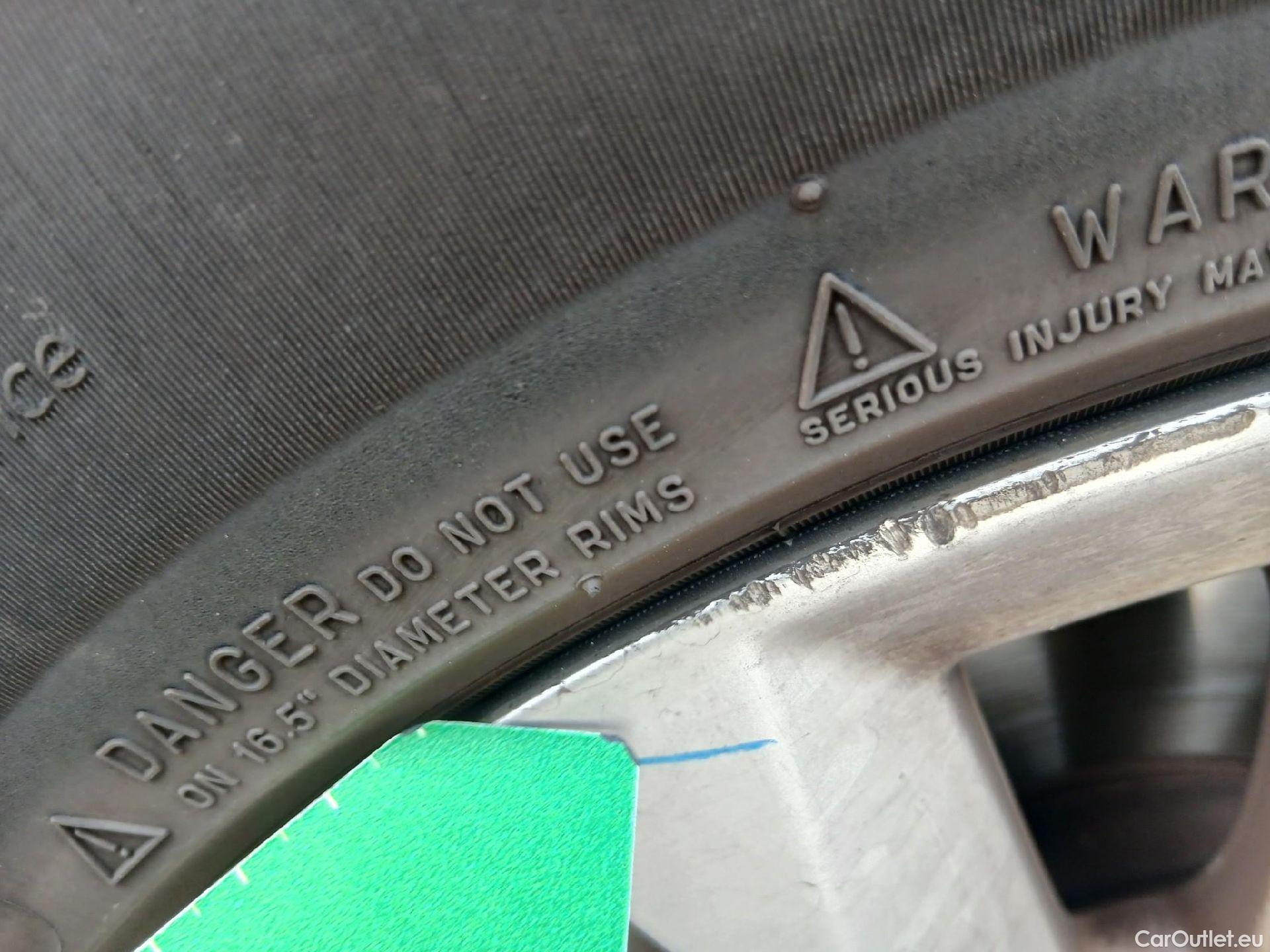  Audi  A3 AUDI  / 2020 / 5P / berlina con portón Sportback 30 TFSI 81kW (110CV) S tronic #15