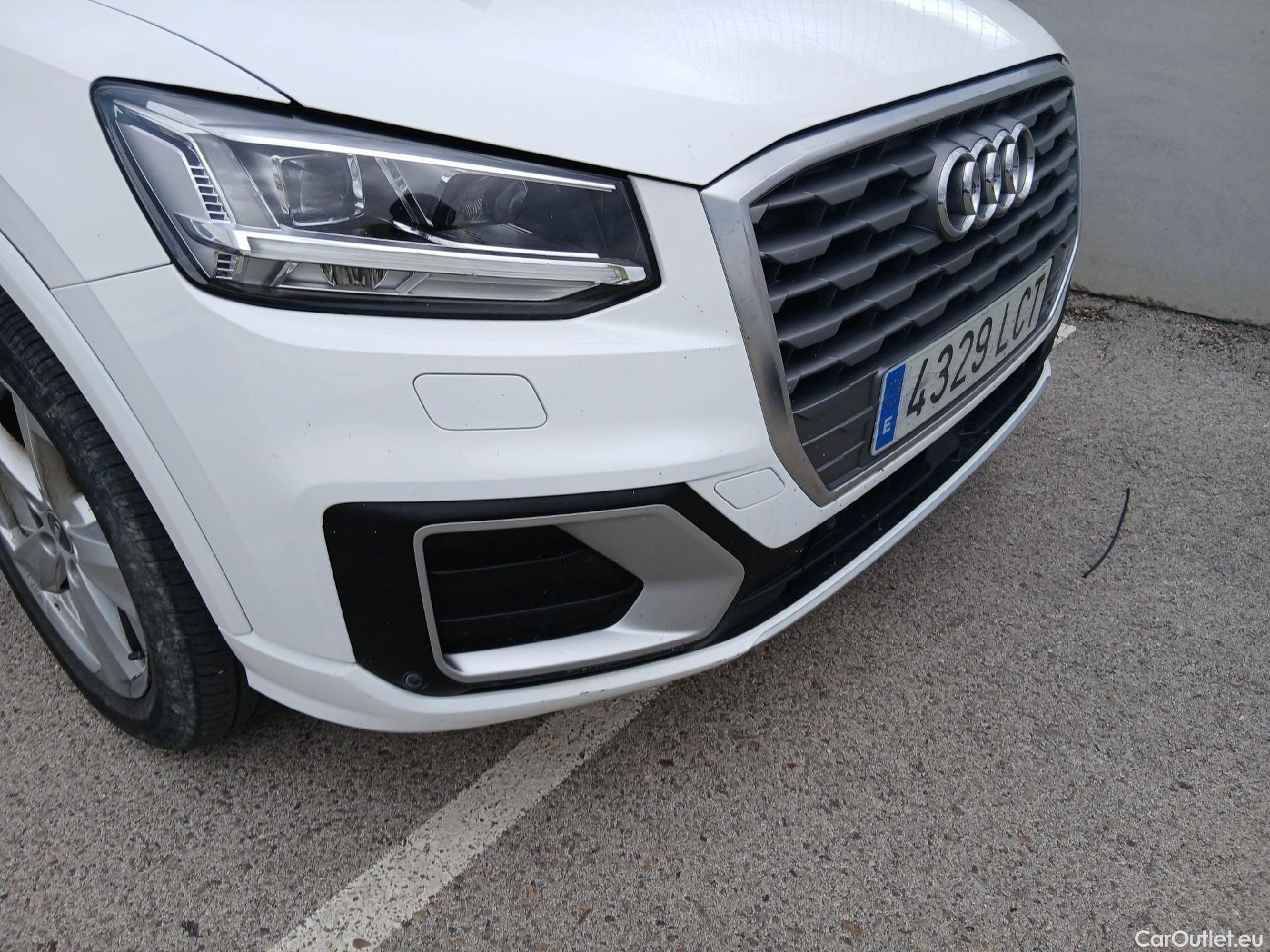  Audi  Q2 AUDI  / 2016 / 5P / todoterreno Sport 30 TFSI 85kW (116CV) CX #2