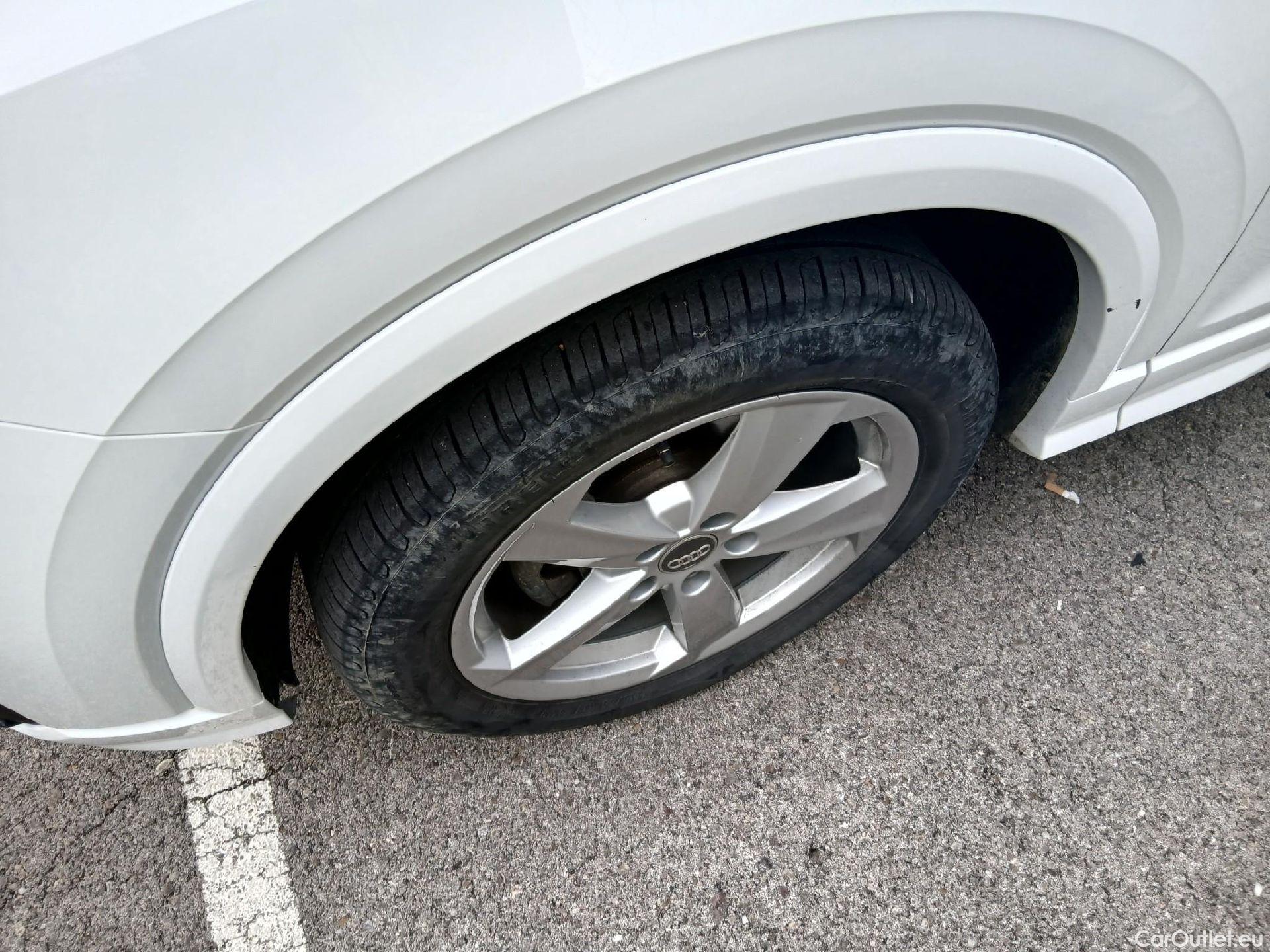  Audi  Q2 AUDI  / 2016 / 5P / todoterreno Sport 30 TFSI 85kW (116CV) CX #7