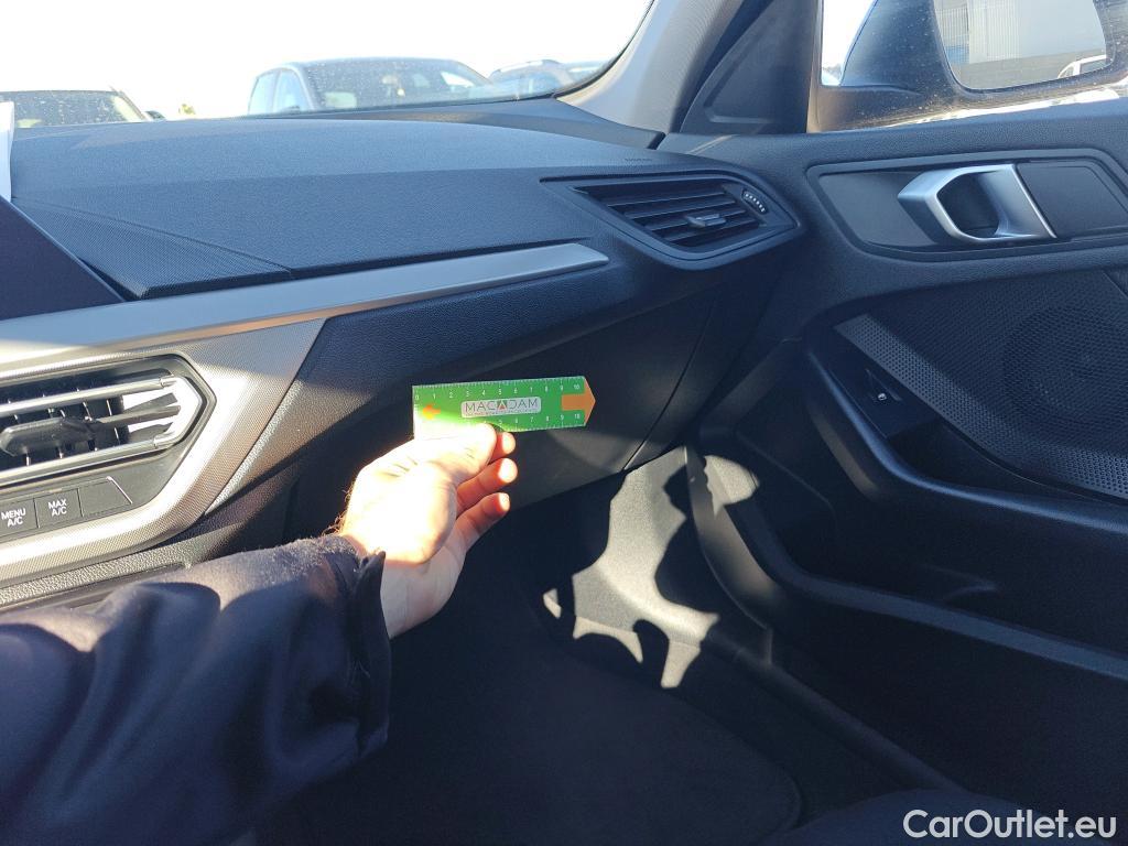  Bmw  Serie 1 BMW  / 2019 / 5P / berlina con portón 116d #19