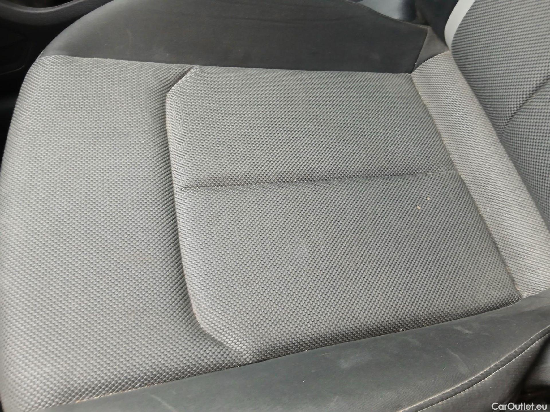  Audi  Q2 AUDI  / 2016 / 5P / todoterreno Sport 30 TFSI 85kW (116CV) CX #15