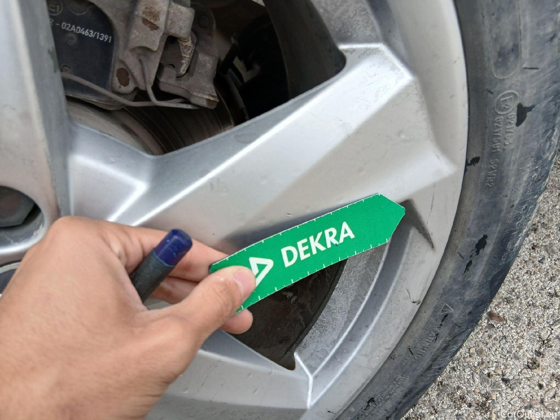  Audi  Q2 AUDI  / 2016 / 5P / todoterreno Sport 30 TFSI 85kW (116CV) CX #28