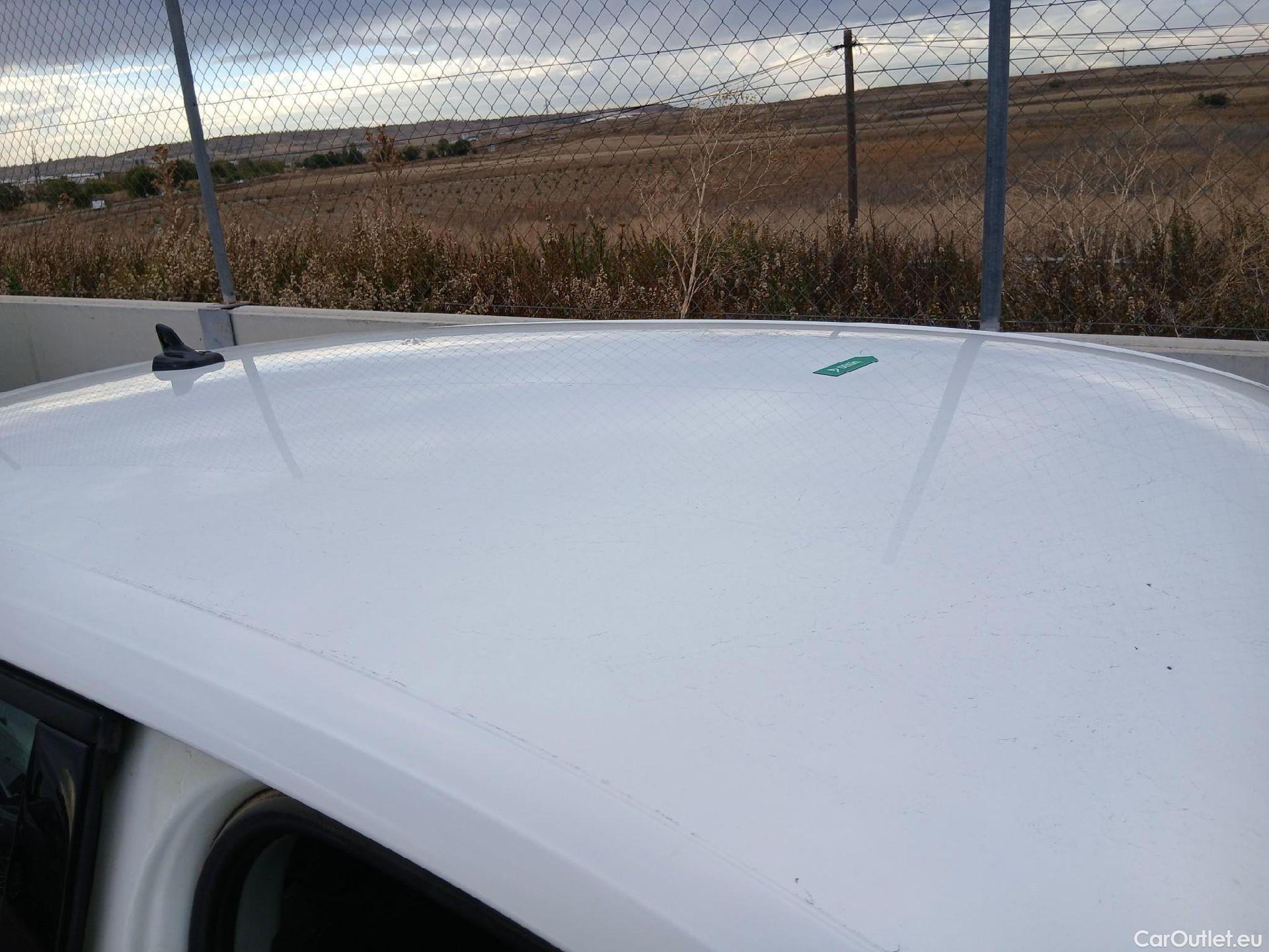  Audi  Q2 AUDI  / 2016 / 5P / todoterreno Sport 30 TFSI 85kW (116CV) CX #18