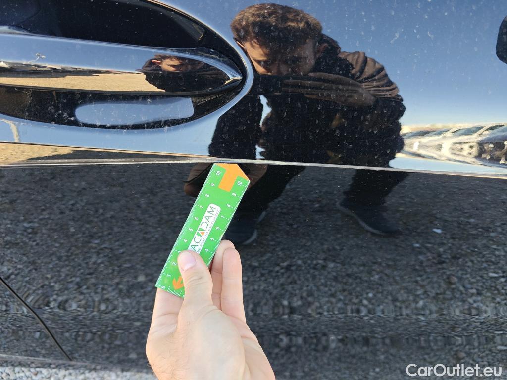  Bmw  Serie 1 BMW  / 2019 / 5P / berlina con portón 116d #6