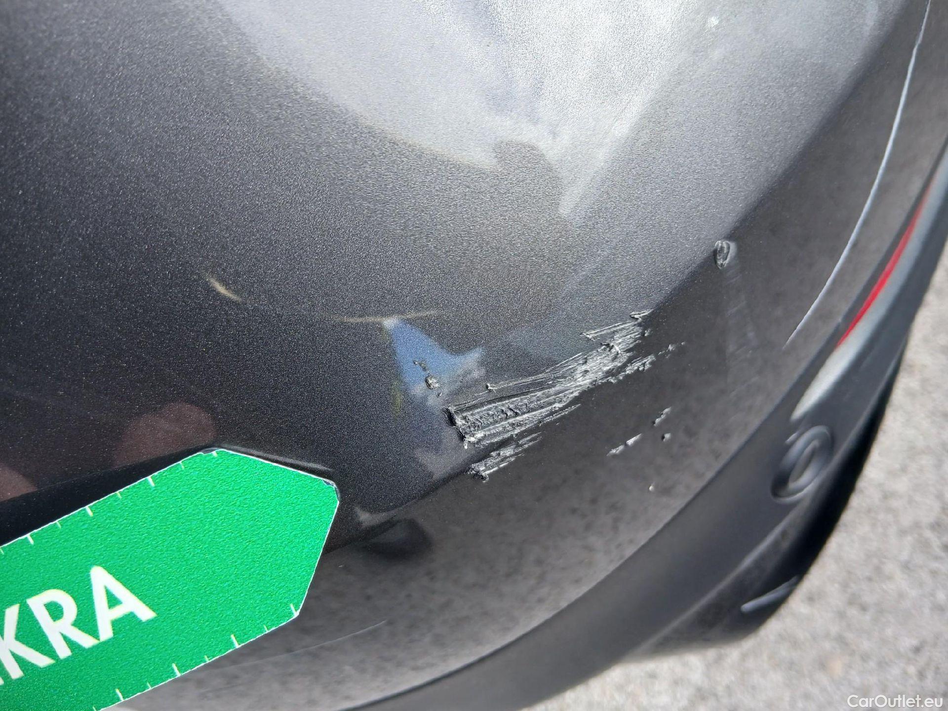  Mercedes  GLB Clase   200 d (247.612)AMG AMG Line 150CV AT8 E6d #24