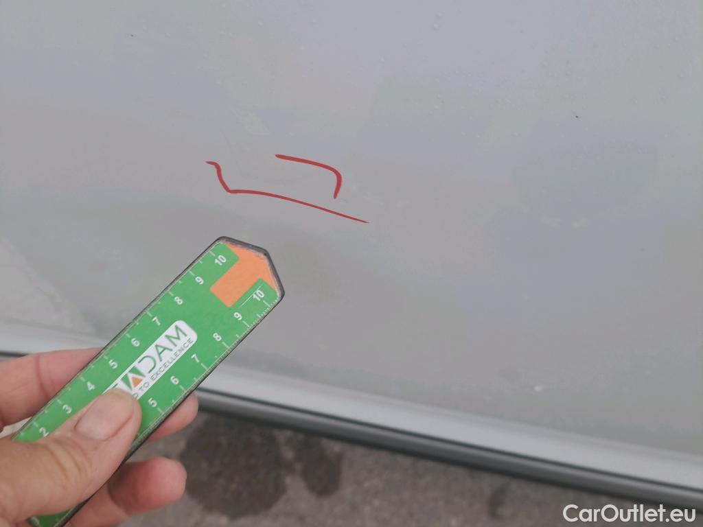  Hyundai  Konna HYUNDAI Kona / 2017 / 5P / todoterreno 1.6 GDI HEV SLE DCT #29