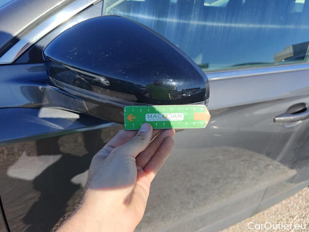  DS  DS7 DS DS 7 Crossback / 2017 / 5P / todoterreno BlueHDi DE 96kW (130CV) Auto. CHIC (AC) #36