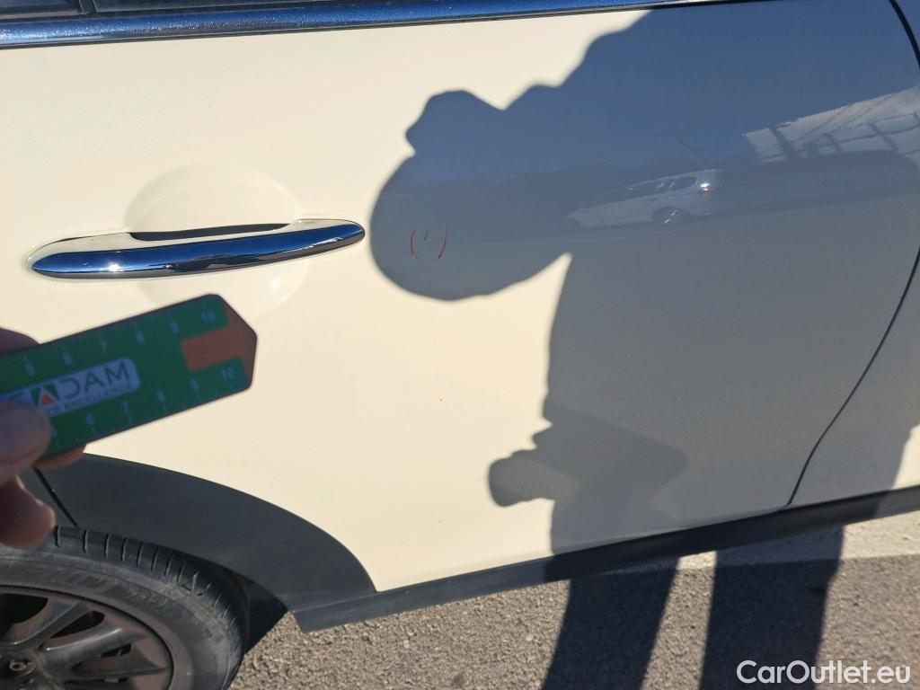  Mini  Cooper MINI MINI / 2014 / 5P / berlina con portón ONE 5 PUERTAS (CX) #25