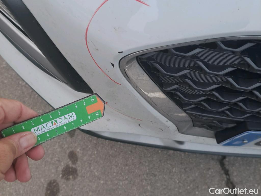  Hyundai  Konna HYUNDAI Kona / 2017 / 5P / todoterreno 1.6 GDI HEV SLE DCT #9