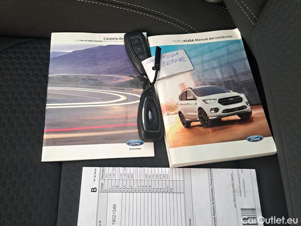  Ford  Kuga FORD  / 2016 / 5P / todoterreno 1.5 EcoBoost 88kW 4x2 Trend+ (CX) #4