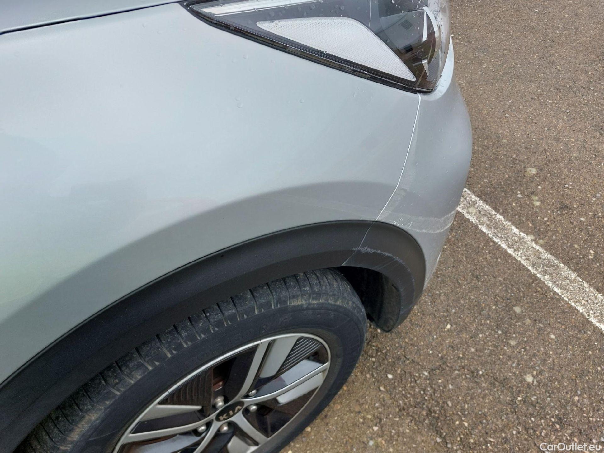  KIA  Niro KIA  / 2019 / 5P / crossover 1.6 GDi PHEV 104kW (141CV) Drive #16