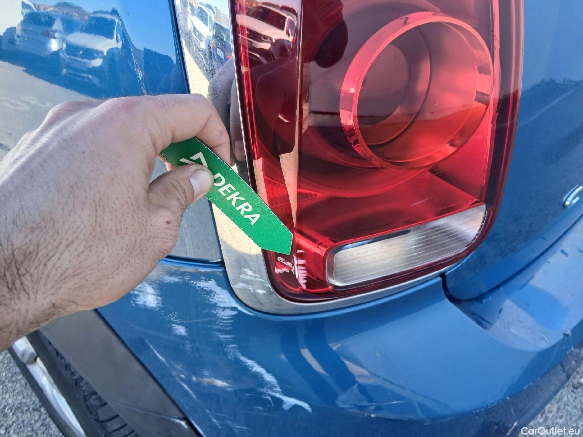  Mini  Countryman MINI  / 2016 / 5P / berlina con portón Cooper S E ALL4 #30