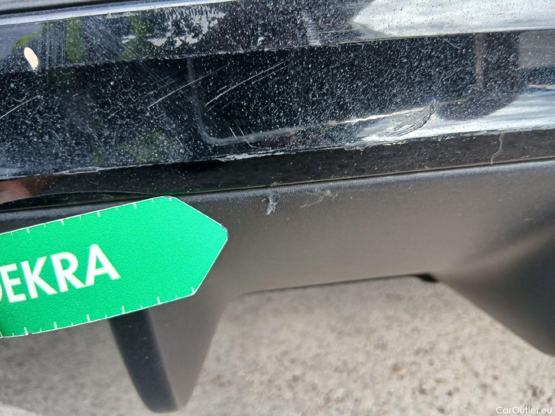  Mercedes  GLB Clase   200 d (247.612)AMG AMG Line 150CV AT8 E6d #29