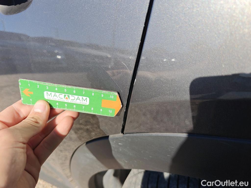  DS  DS7 DS DS 7 Crossback / 2017 / 5P / todoterreno BlueHDi DE 96kW (130CV) Auto. CHIC (AC) #52