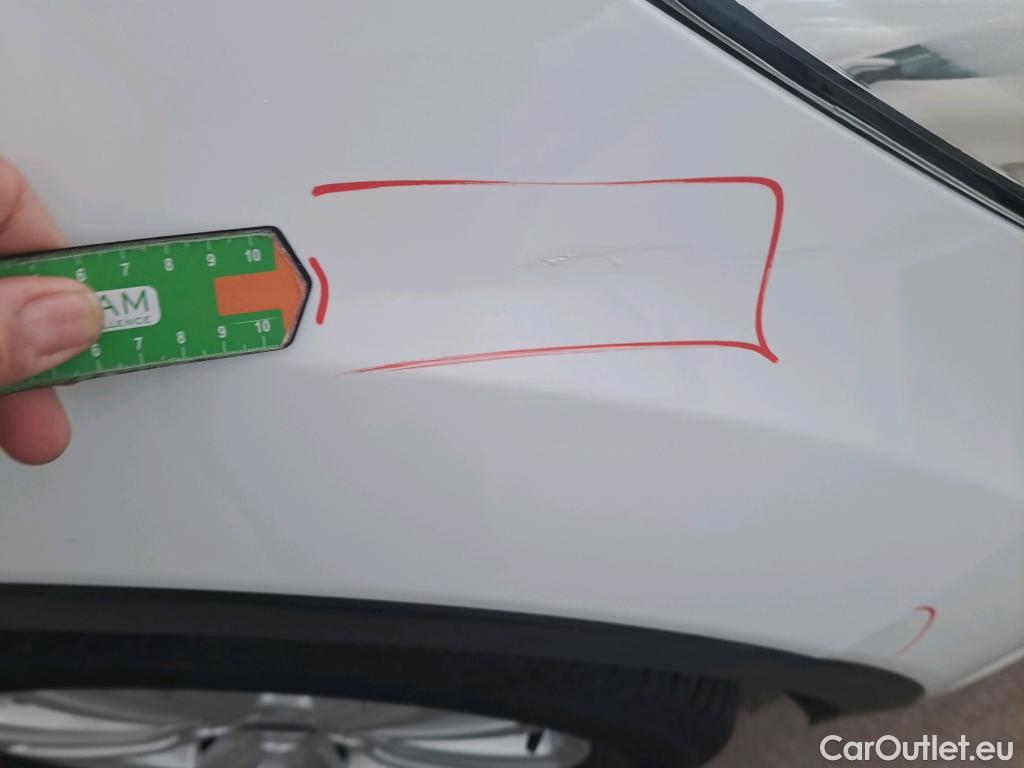  Ford  Kuga FORD  / 2016 / 5P / todoterreno 1.5 EcoBoost 88kW 4x2 Trend+ (CX) #2