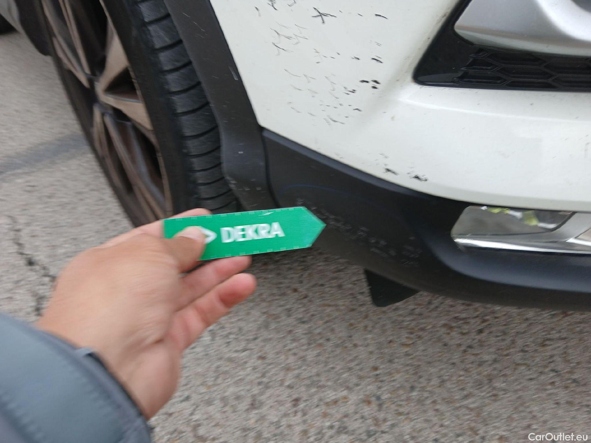  Nissan  Qashqai NISSAN  / 2017 / 5P / todoterreno dCi 150CV (110kW) N-CONNECTA (AC) #3