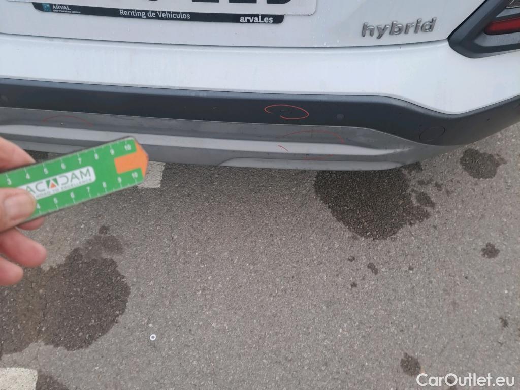  Hyundai  Konna HYUNDAI Kona / 2017 / 5P / todoterreno 1.6 GDI HEV SLE DCT #21