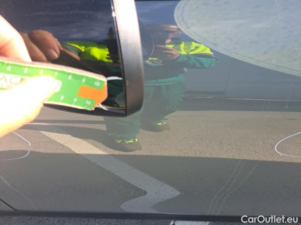  Mini  Mini   / 2021 / 3P / berlina con portón COOPER #25