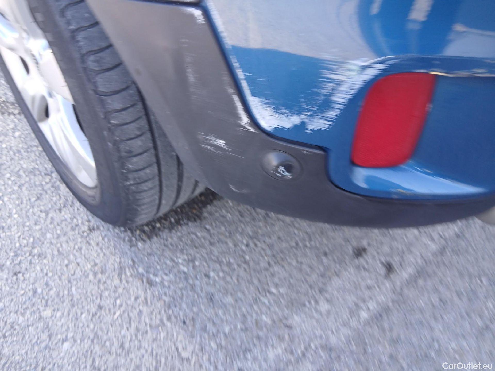  Mini  Countryman MINI  / 2016 / 5P / berlina con portón Cooper S E ALL4 #33