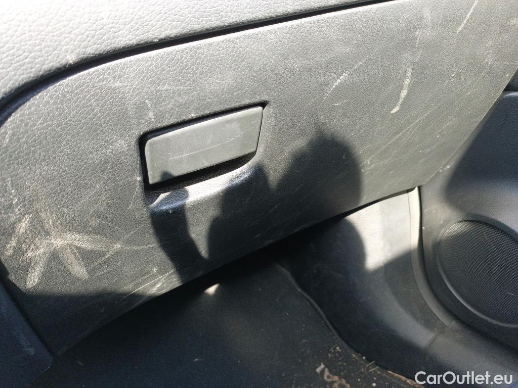  Nissan  Qashqai NISSAN  / 2017 / 5P / todoterreno dCi 96 kW (130 CV) N-CONNECTA #19