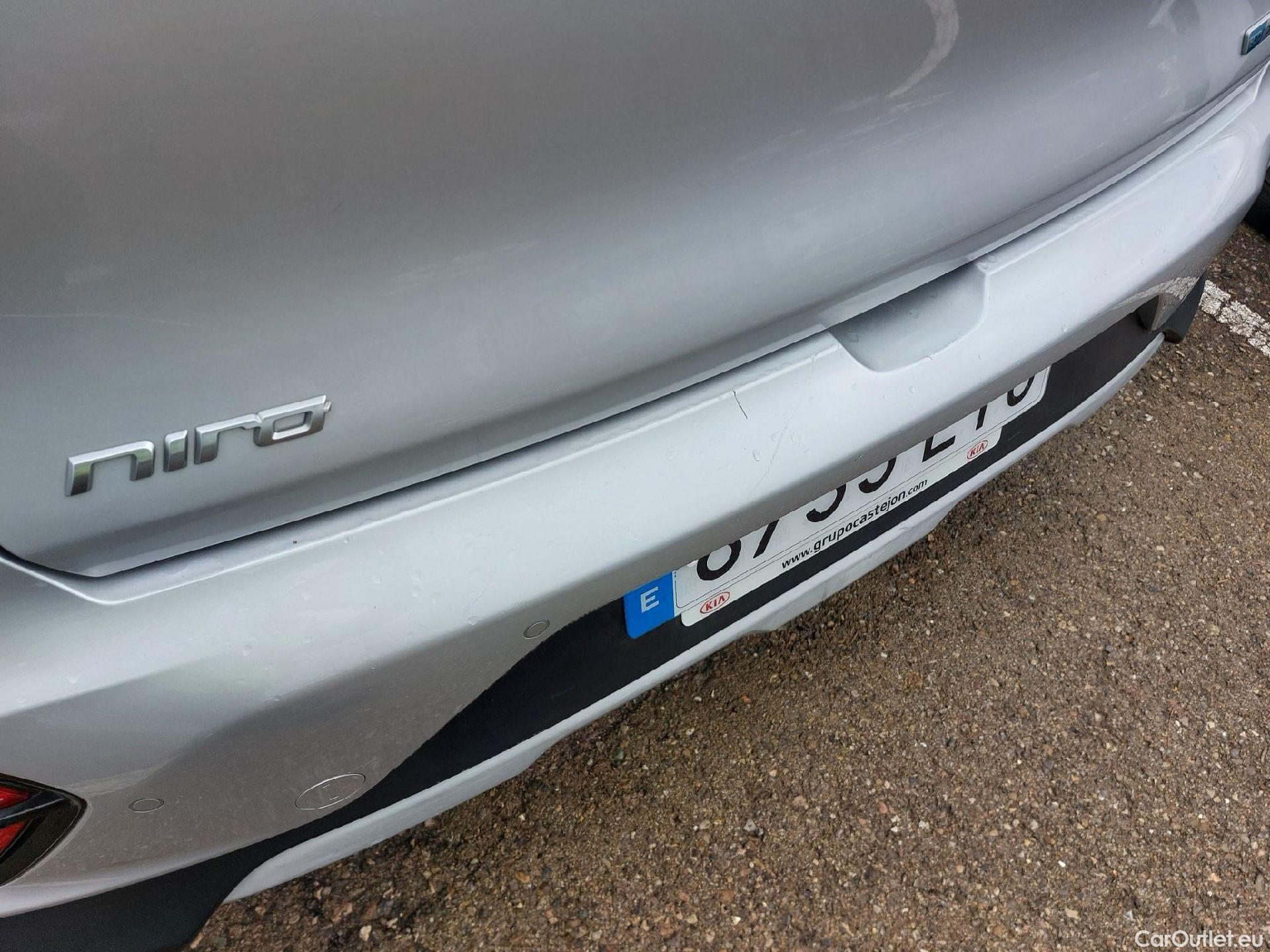  KIA  Niro KIA  / 2019 / 5P / crossover 1.6 GDi PHEV 104kW (141CV) Drive #9