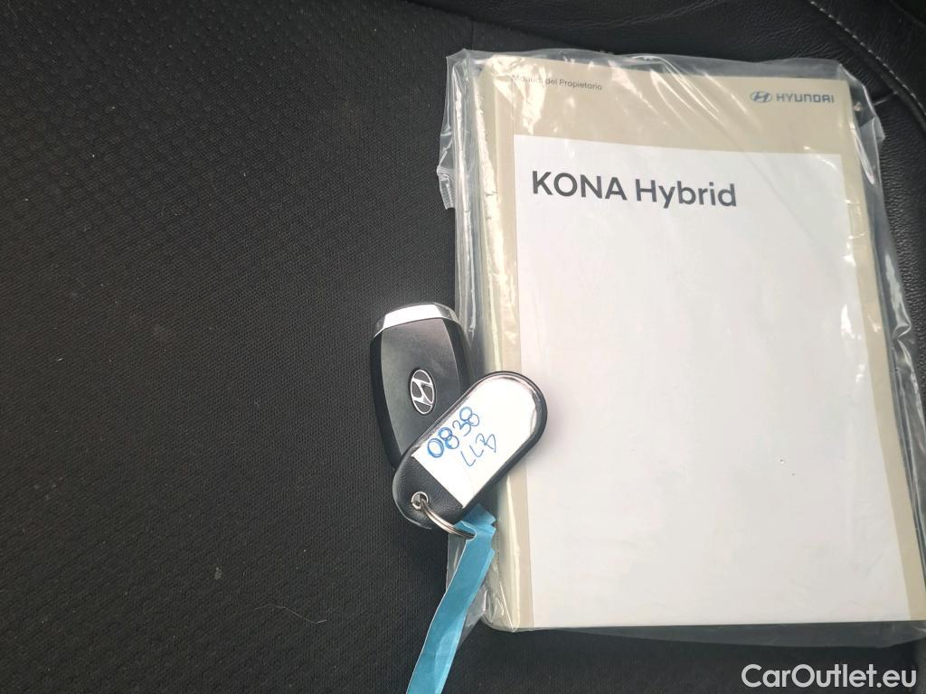  Hyundai  Konna HYUNDAI Kona / 2017 / 5P / todoterreno 1.6 GDI HEV SLE DCT #6