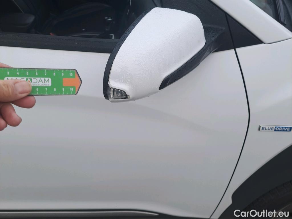  Hyundai  Konna HYUNDAI Kona / 2017 / 5P / todoterreno 1.6 GDI HEV SLE DCT #14