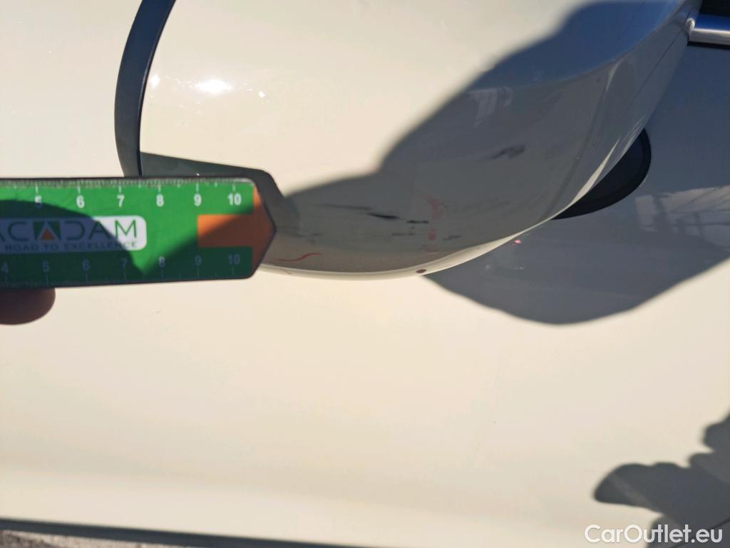  Mini  Cooper MINI MINI / 2014 / 5P / berlina con portón ONE 5 PUERTAS (CX) #18