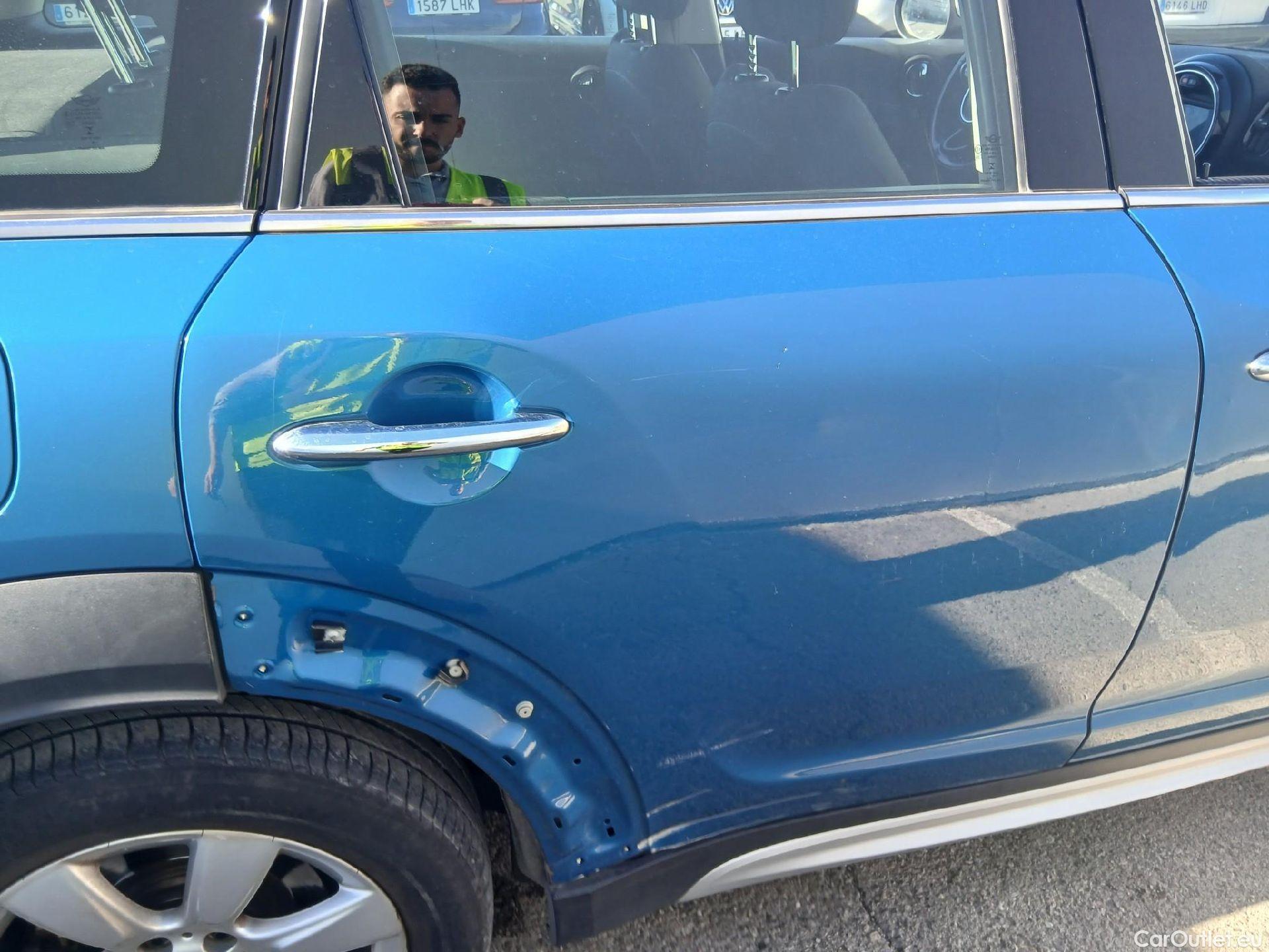  Mini  Countryman MINI  / 2016 / 5P / berlina con portón Cooper S E ALL4 #42