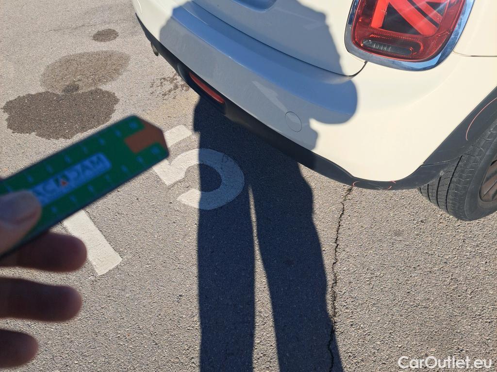  Mini  Cooper MINI MINI / 2014 / 5P / berlina con portón ONE 5 PUERTAS (CX) #19