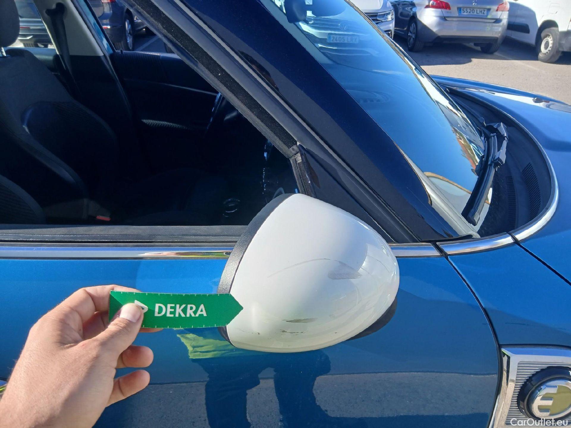  Mini  Countryman MINI  / 2016 / 5P / berlina con portón Cooper S E ALL4 #46