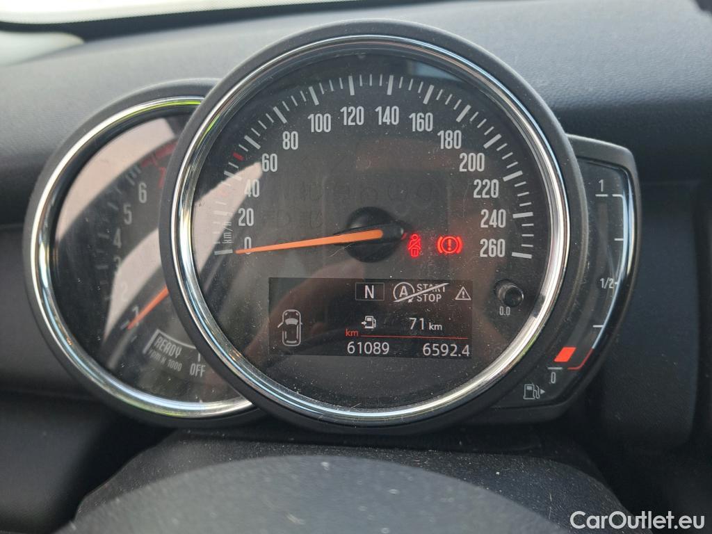  Mini  Cooper MINI MINI / 2014 / 5P / berlina con portón ONE 5 PUERTAS (CX) #23