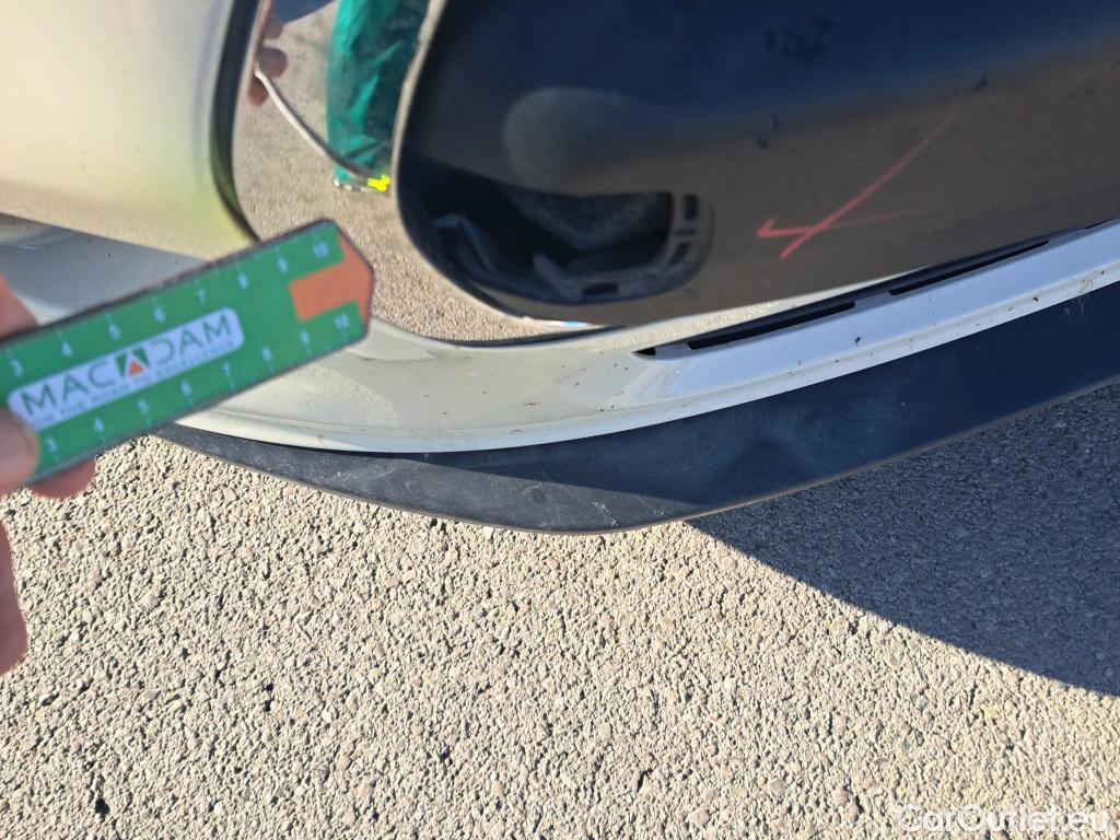  Mini  Cooper MINI MINI / 2014 / 5P / berlina con portón ONE 5 PUERTAS (CX) #14