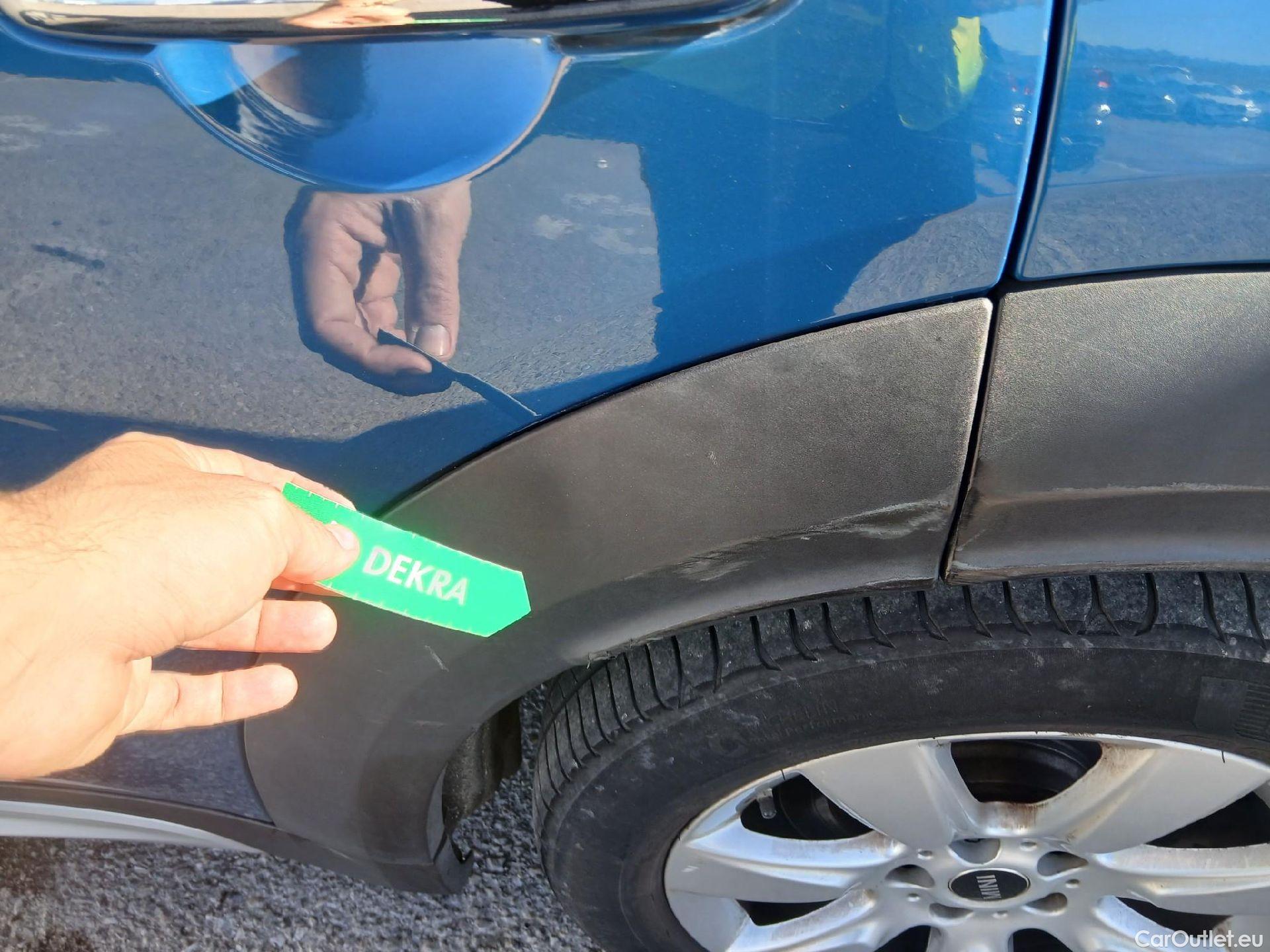  Mini  Countryman MINI  / 2016 / 5P / berlina con portón Cooper S E ALL4 #23