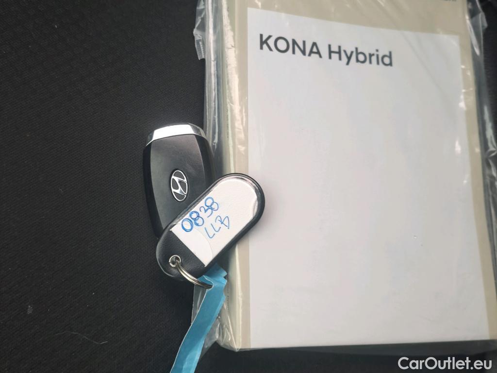  Hyundai  Konna HYUNDAI Kona / 2017 / 5P / todoterreno 1.6 GDI HEV SLE DCT #2